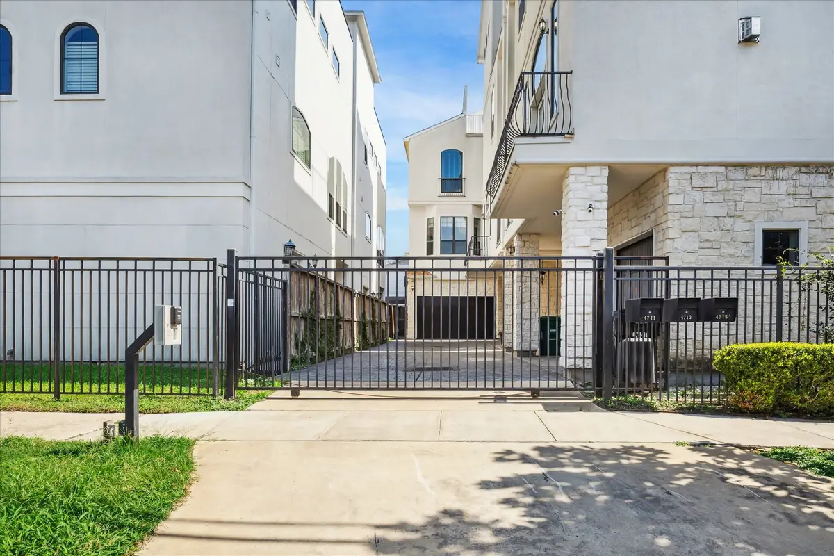 4715 Jackson Street, Houston, TX 77004 - Image #1