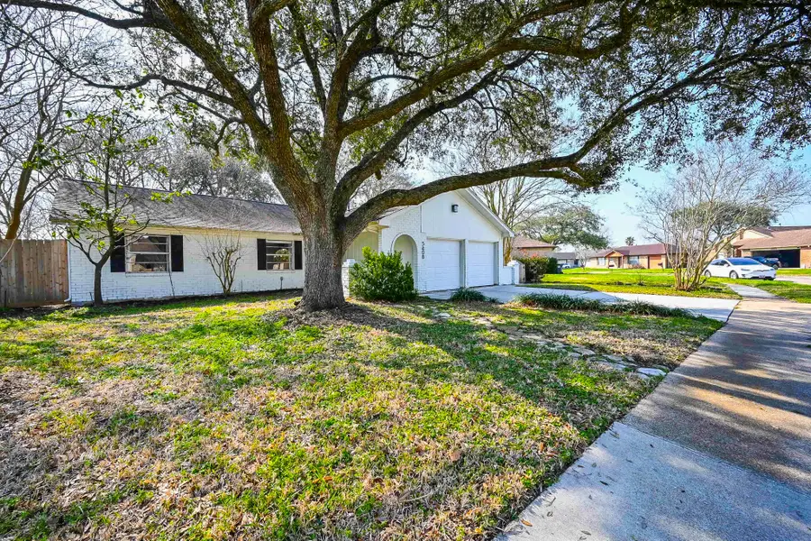 5408 Cunningham Drive, Pearland, TX 77581 - #2