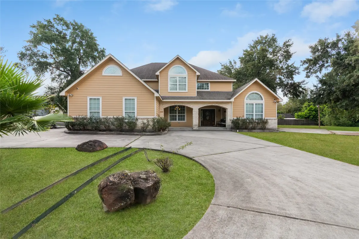 721 Oak Hill Lane, Pinehurst, TX 77362 - #1