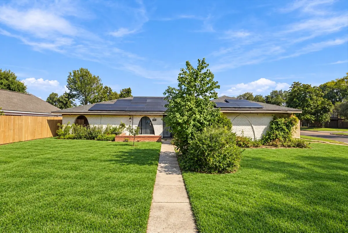 242 Ballantrae Lane, Houston, TX 77015 - #1