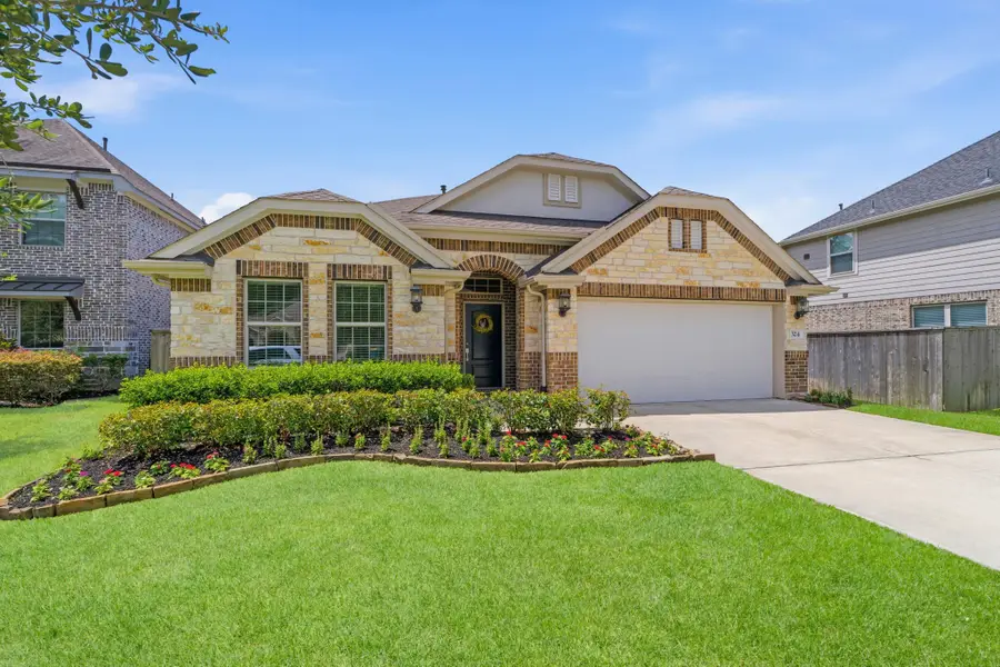 324 Cadela Drive, Montgomery, TX 77316 - #2