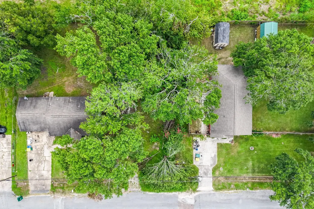 320 Holman Street, La Marque, TX 77568 - #1