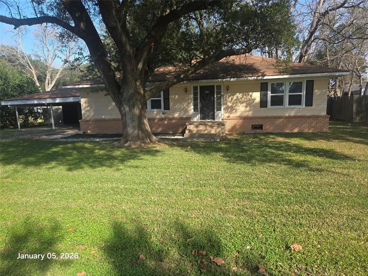 515 Breezy Lane, Wharton, TX 77488 - Image #1