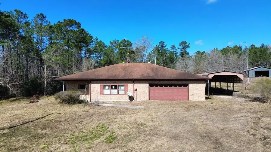 1229 E State Highway 63, Burkeville, TX 75932 - #2