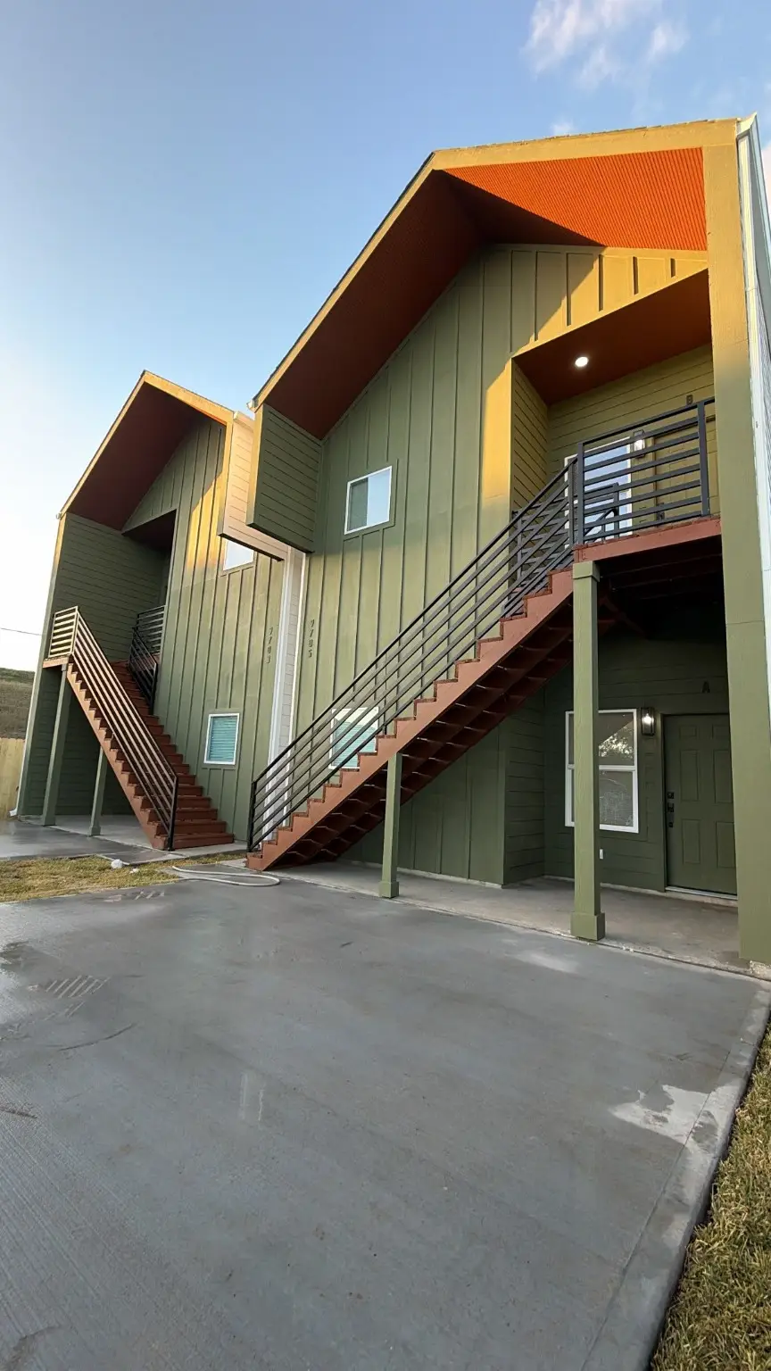 9725 Kerr A-b Street, Houston, TX 77029 - Image #2