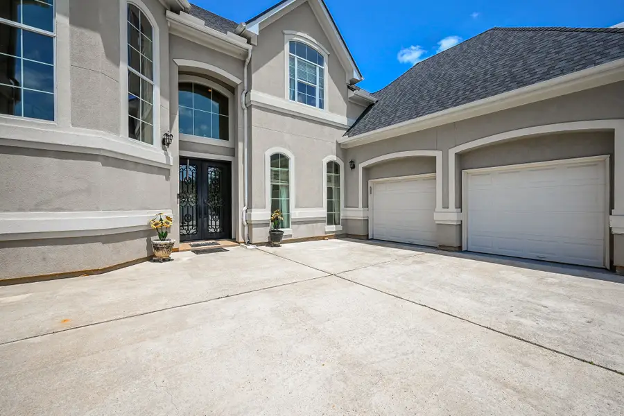 57 Cloverdale Court, Montgomery, TX 77356 - #3