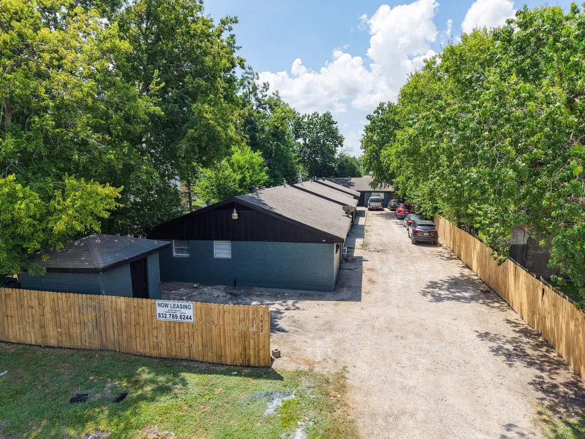 5022 Mallow Street #7, Houston, TX 77033 - Image #1