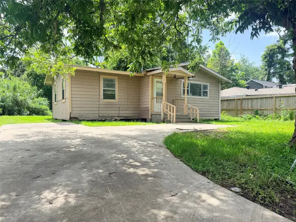 8624 Lawnridge Street, Houston, TX 77016