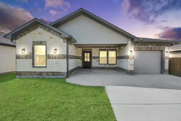 604 Miriam Street, Baytown, TX 77520