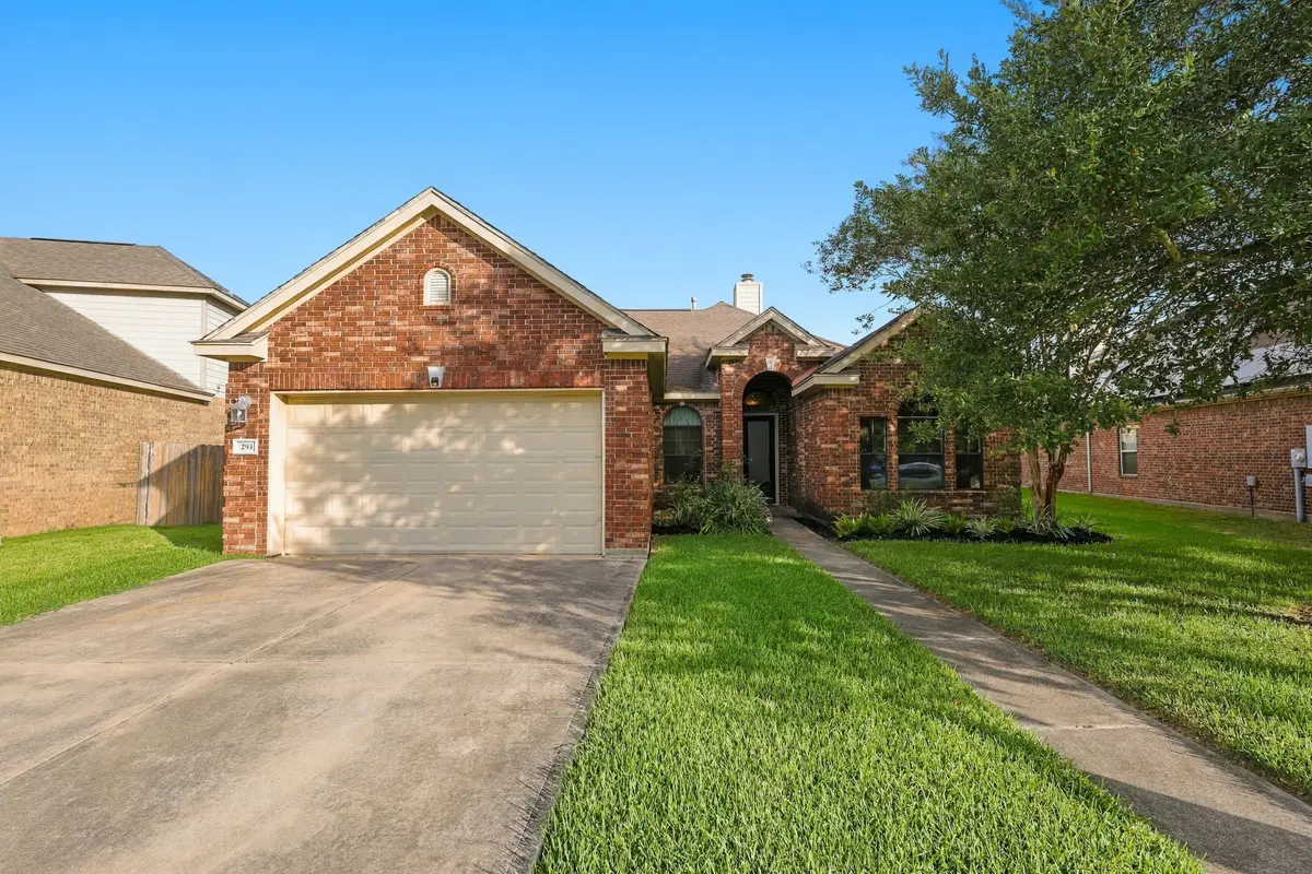 293 W Bend Drive, League City, TX 77573 - #1