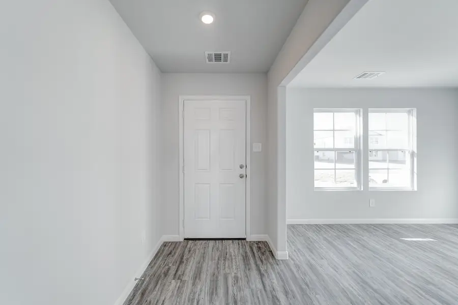 1030 Greenspointe Ave, La Grange, TX 78945 - Image #2