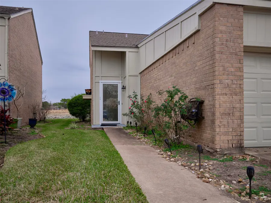 1817 Veranda Drive, West Columbia, TX 77486 - #3