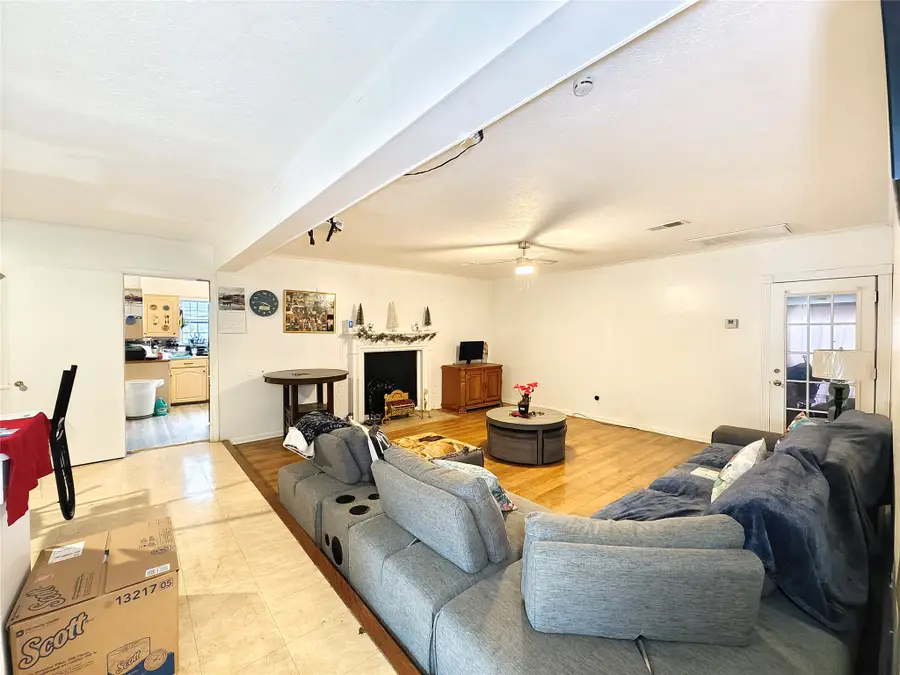 7931 Scanlock Street, Houston, TX 77012 - #3