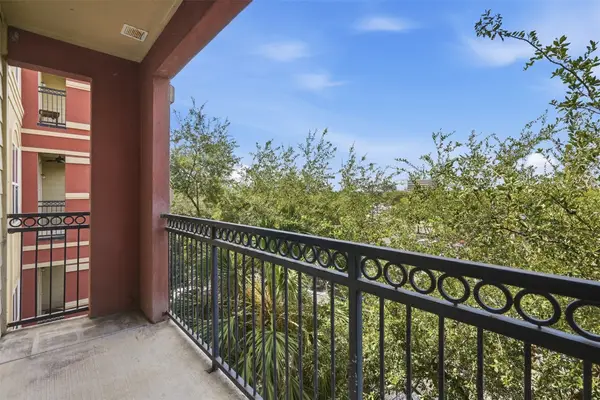 1711 Old Spanish Trail #221, Houston, TX 77054