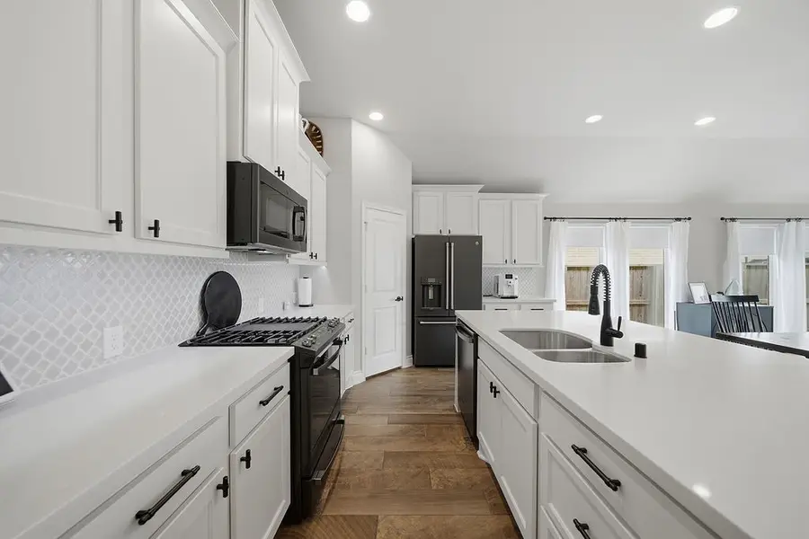 9231 Eckert Road, Rosharon, TX 77583 - #2