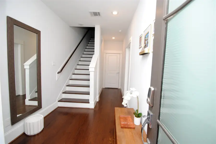 1262 N Post Oak Road #B, Houston, TX 77055 - Image #3