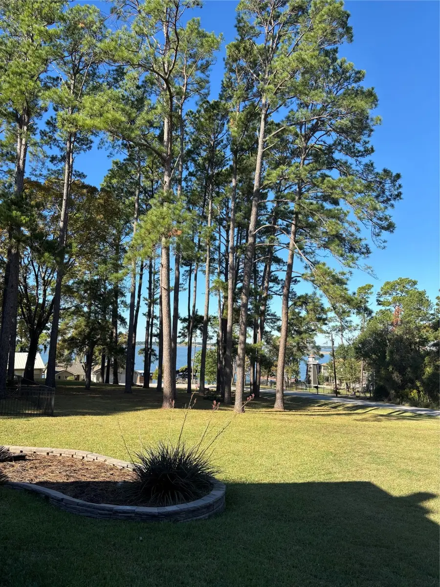 145 Bridgeway, Onalaska, TX 77360 - Image #2