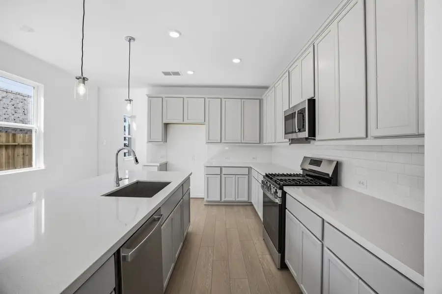 22118 Strathfield Circle, Cypress, TX 77433 - Image #3