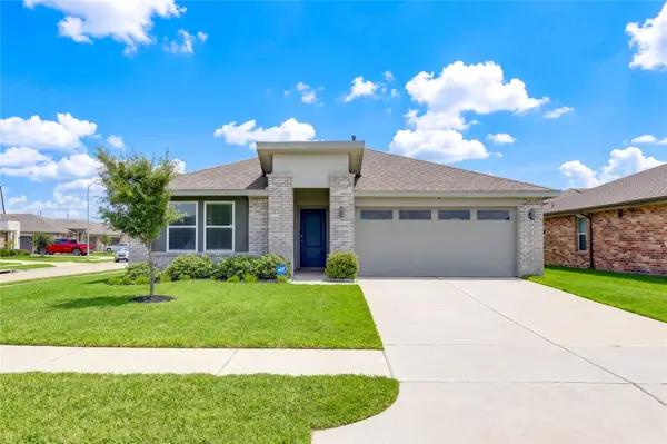 7707 Golden Rubia Lane, Rosharon, TX 77583