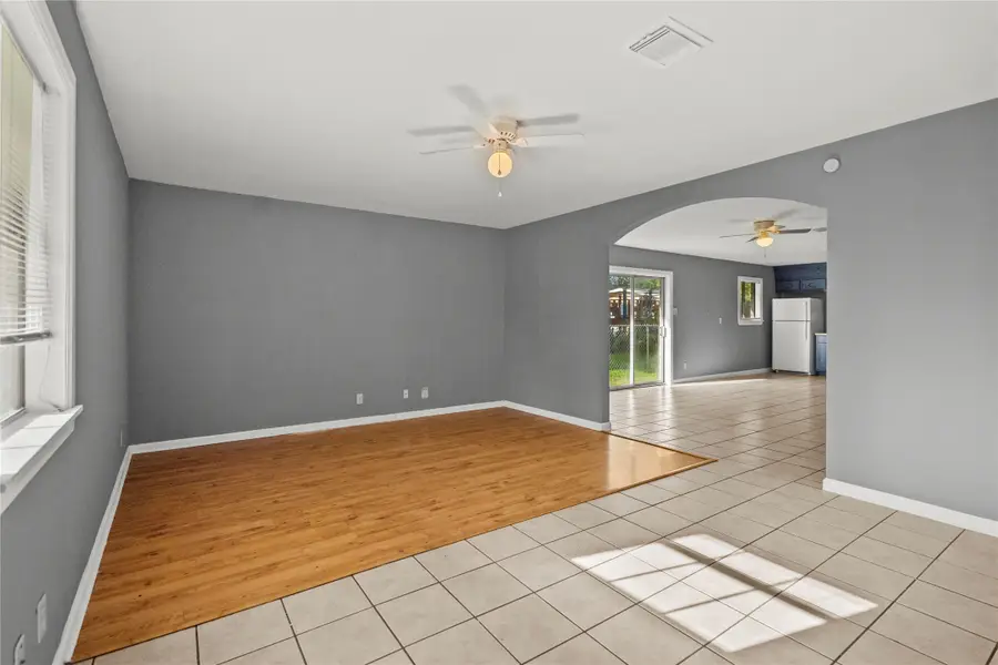 206 S Texas Street, Texas City, TX 77591 - Image #3