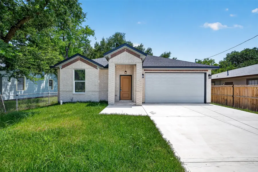 130 E Melville Drive, Crosby, TX 77532 - #2