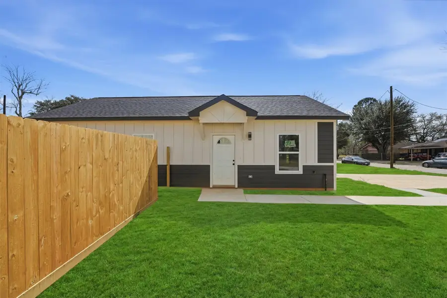 2250 Cable Avenue, Beaumont, TX 77703 - #2