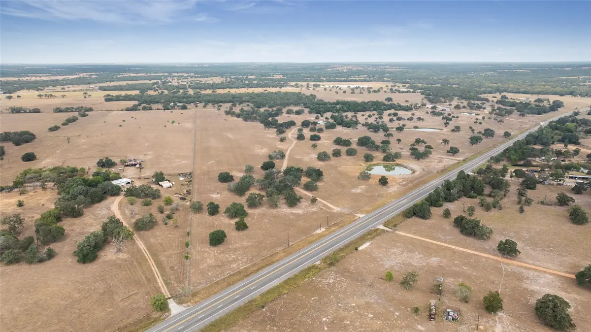 13320 Us Highway 77 S, Hallettsville, TX 77964 - Image #1