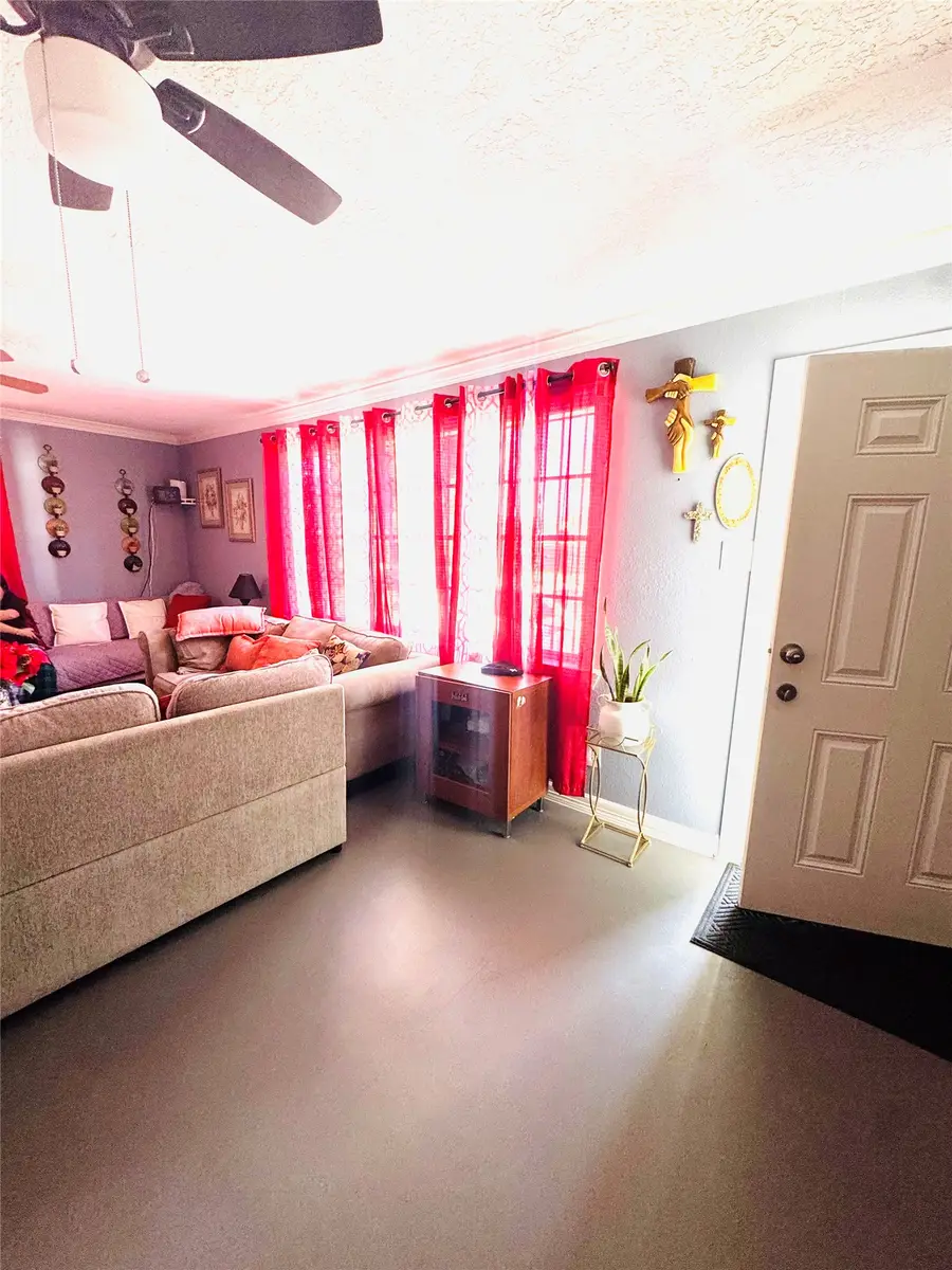 9105 Exeter Street, Houston, TX 77093 - Image #3