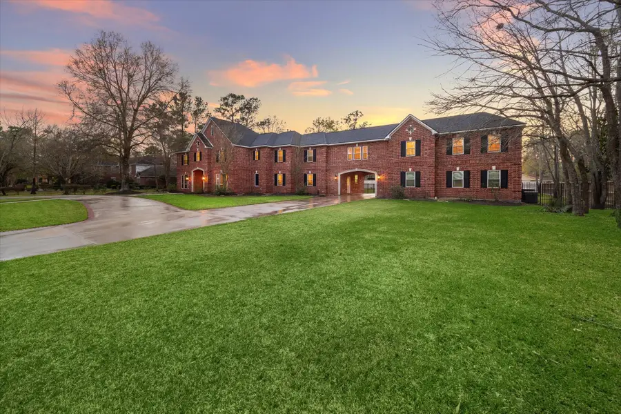 15 Enchanted Woods Drive, Kingwood, TX 77339 - Image #3