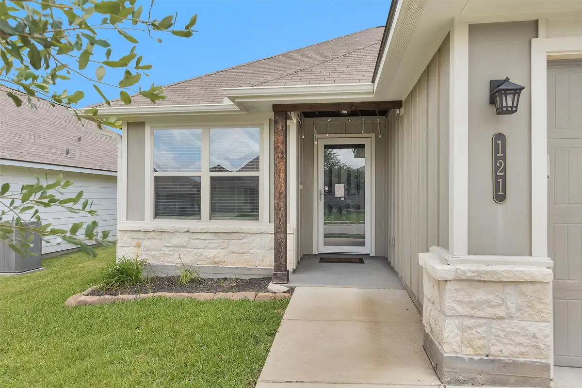 121 Dove Landing Court, Navasota, TX 77868 - #1