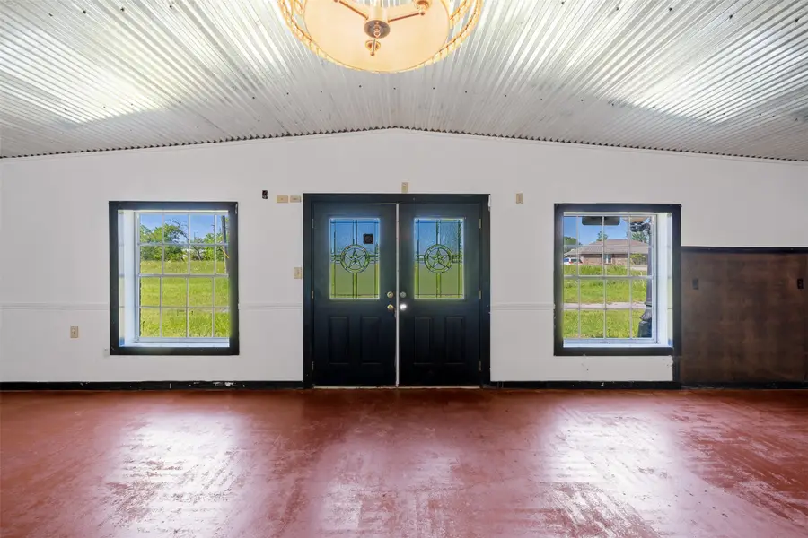 447 N Commerce, Marquez, TX 77865 - Image #3