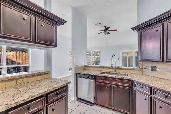 6614 Readsland Lane, Houston, TX 77084