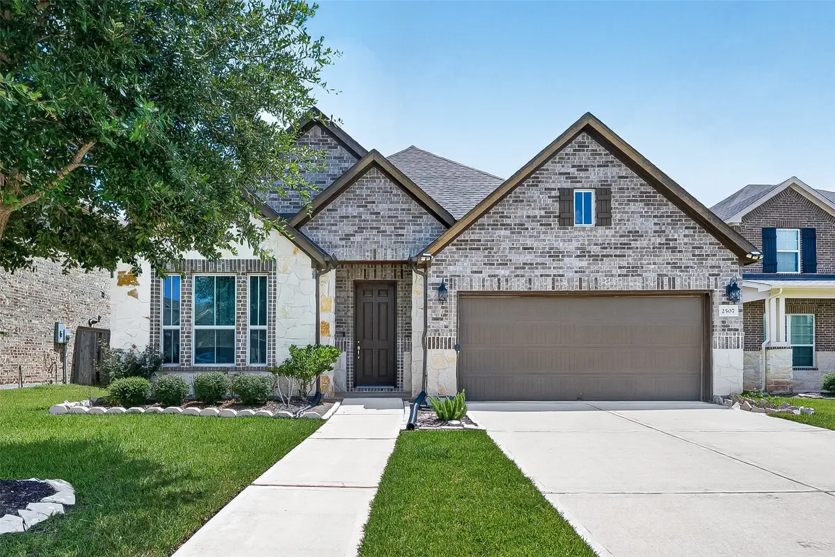 2507 Hatton Terrace Lane, Pearland, TX 77089 - #1