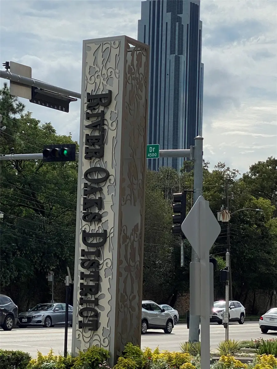 4711 Oakshire Drive, Houston, TX 77027 - #3