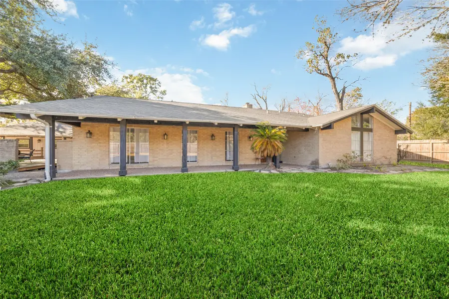 8808 Wateka Drive, Houston, TX 77074 - Image #3