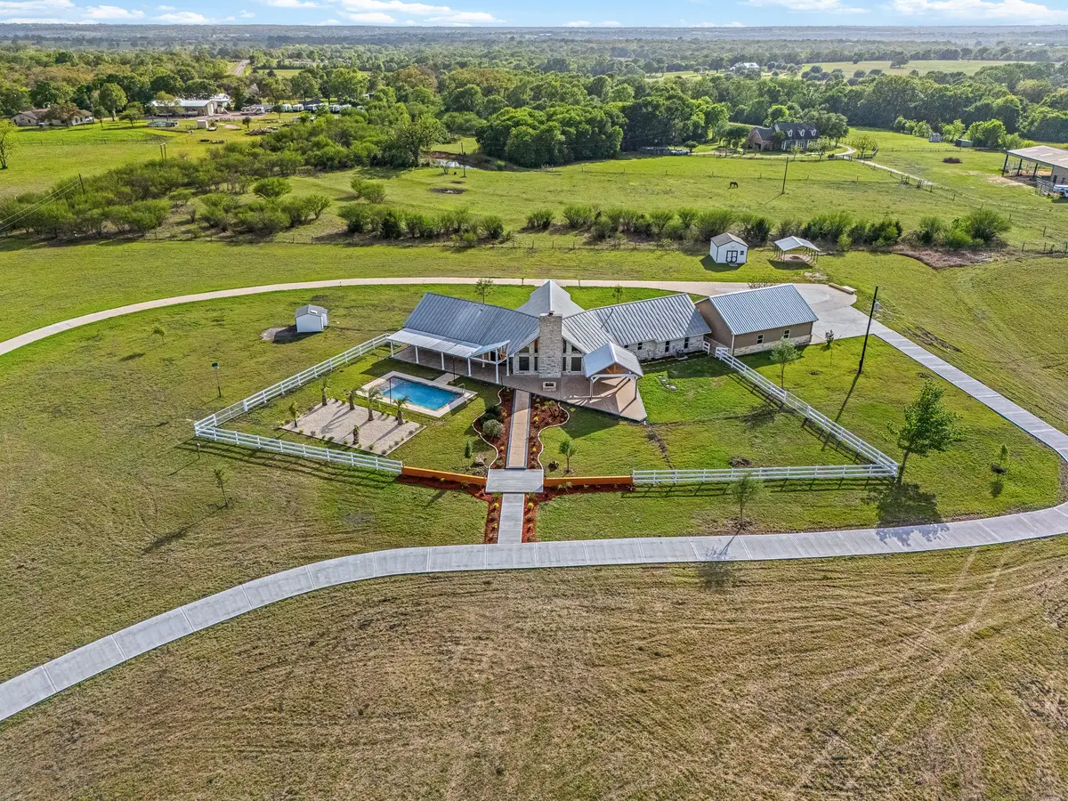 2644 Linda Ln, Brenham, TX 77833 - #1