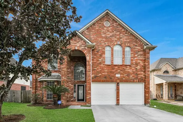 2704 Sunnyside Lane, Pearland, TX 77584