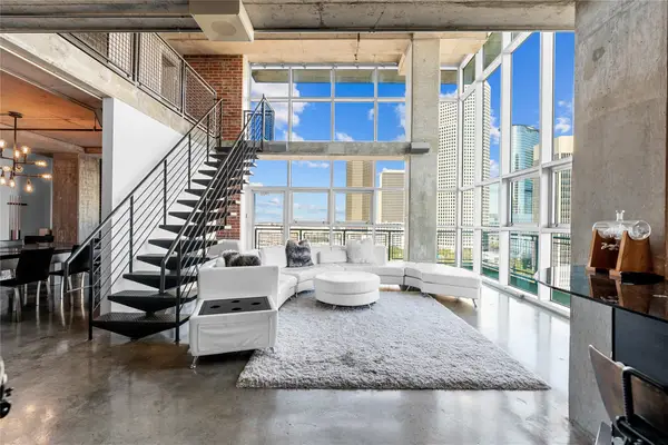 2000 Bagby St Street #13430, Houston, TX 77002