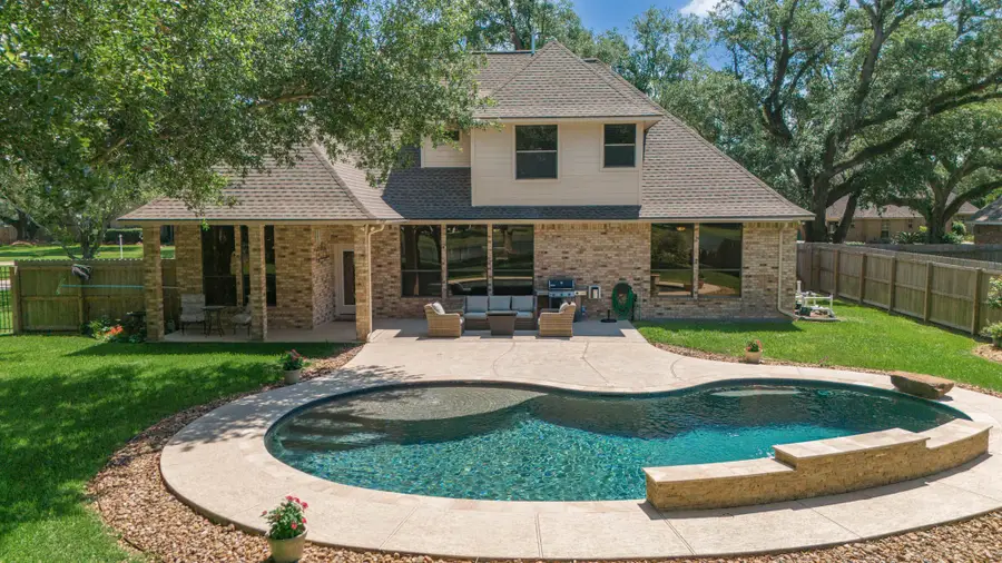 805 Enchanted Oaks Drive, Angleton, TX 77515 - #2