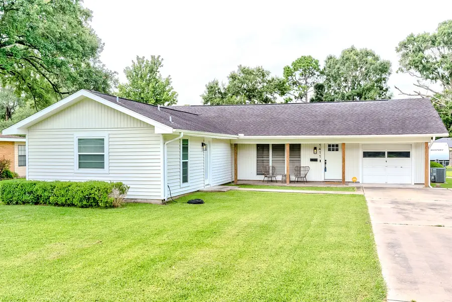 1411 N 17th Street, Nederland, TX 77627 - #2