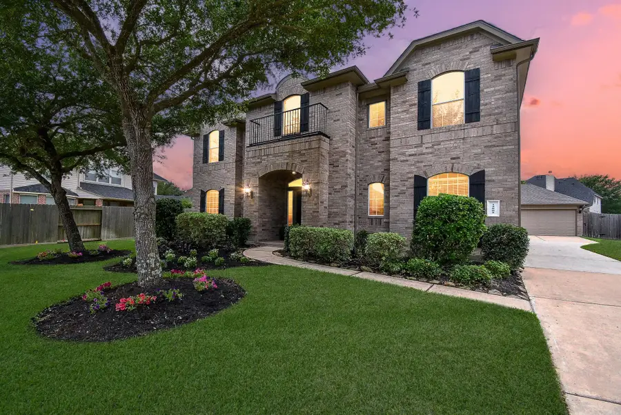 12002 Cedar Creek Drive, Pearland, TX 77584 - #2