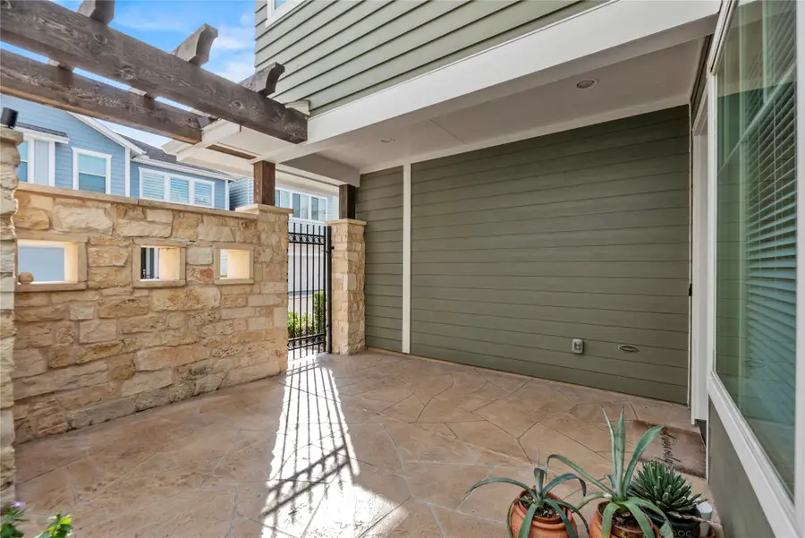 8910 Highgate Lane, Houston, TX 77080 - Image #2