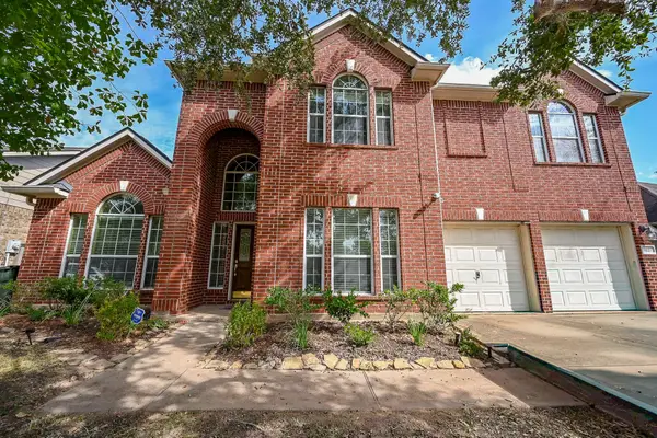 9127 Stoneleigh Drive, Sugar Land, TX 77479
