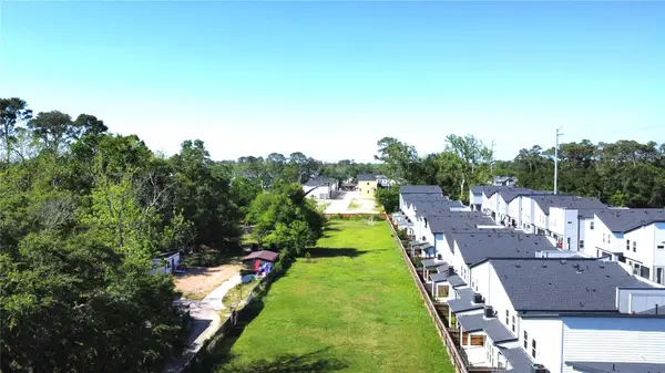 1110 Paul Quinn Street, Houston, TX 77091