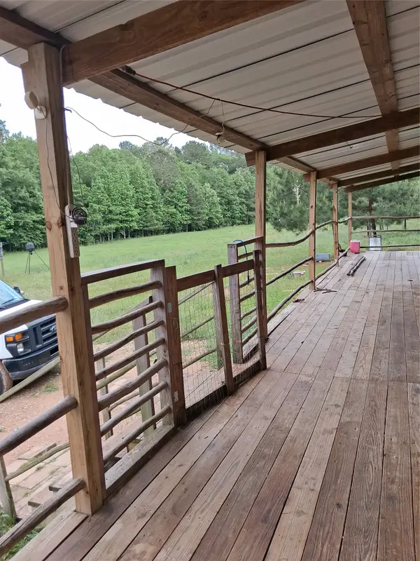 3646 Upper Leggett Road, Livingston, TX 77351