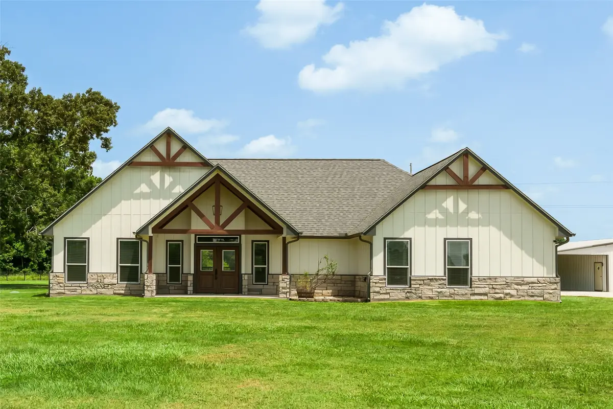 1140 County Road 301 N, Dayton, TX 77535 - #1