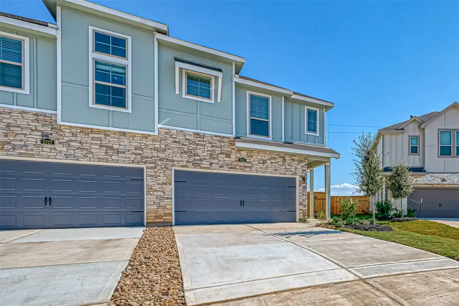 5731 Foggy Vine Court, Fulshear, TX 77441 - #2