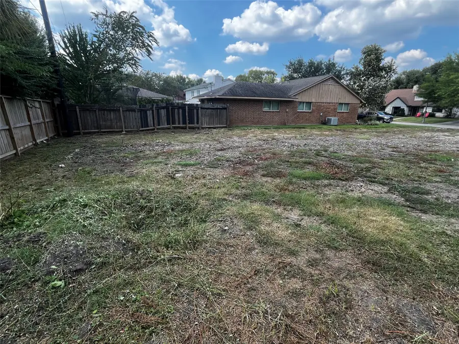 10723 Longmont Drive, Houston, TX 77042 - #3
