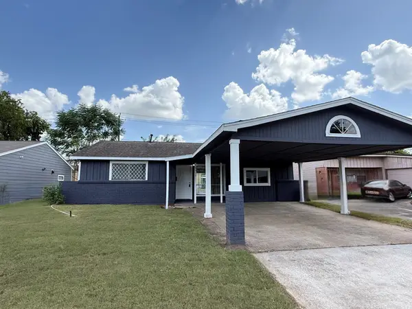 3313 Proswimmer Street, Houston, TX 77088