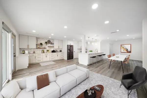 13170 Trail Hollow Drive #3170, Houston, TX 77079
